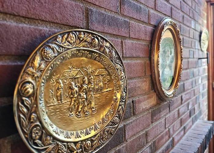 Private - 4 In A Luxury Style